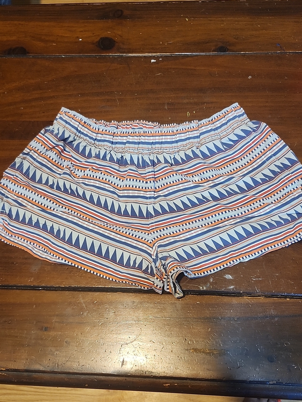 ❤️3 For 10.❤️Patagonia Geometric Stripe Athletic Shorts in Blue, Orange & Cream